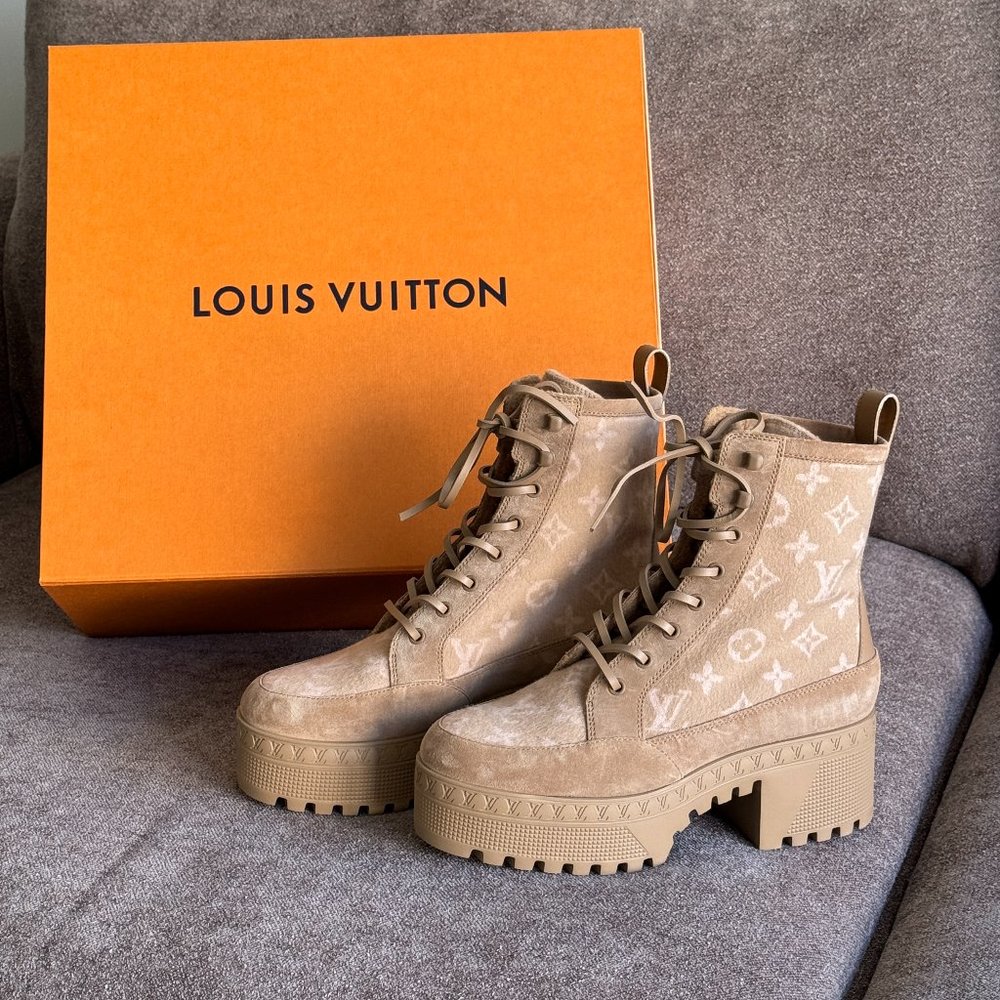 Louis Vuitton Laureate Platform Desert Boot